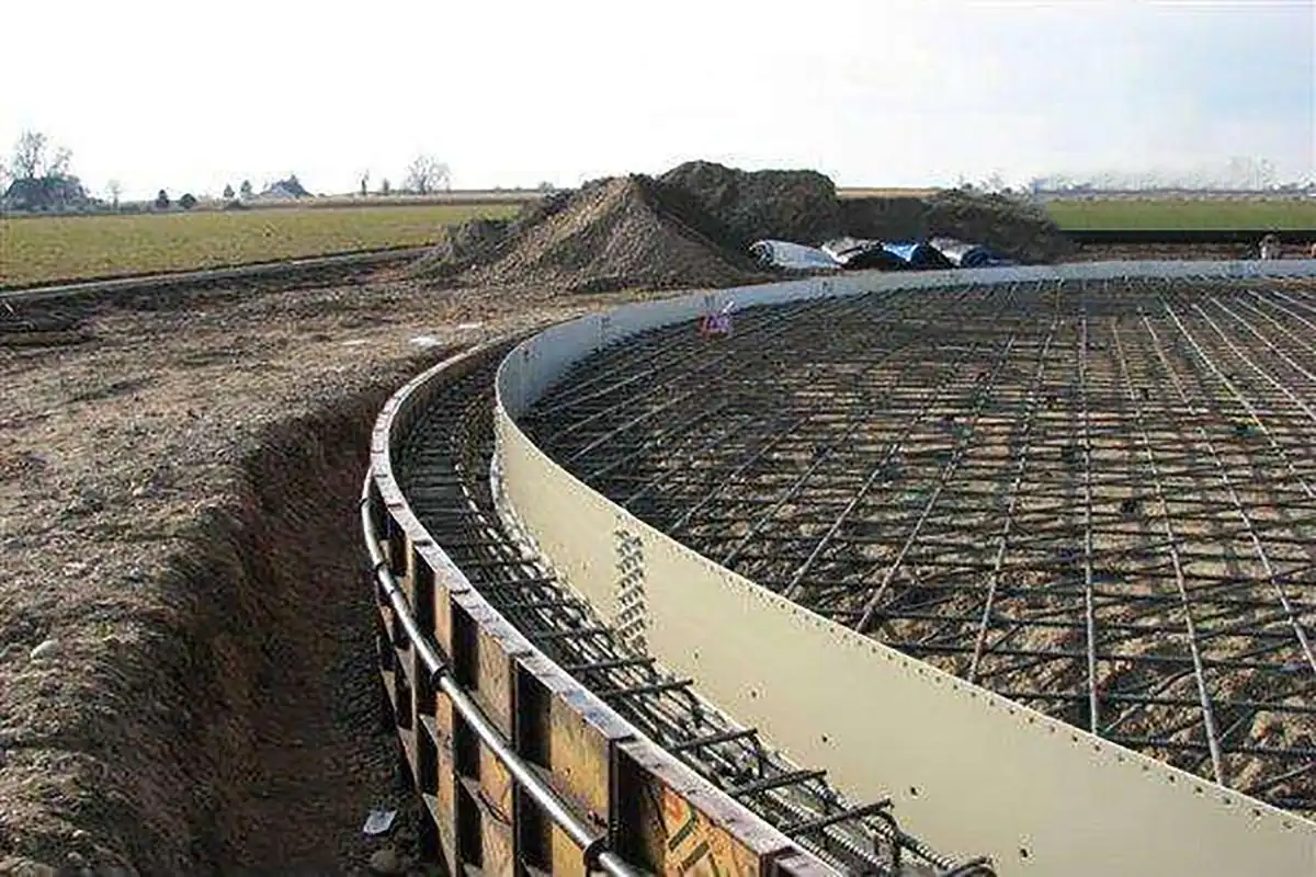 Cathodic protection of oil tank bottom plate Cathodic protection of oil tank bottom plate